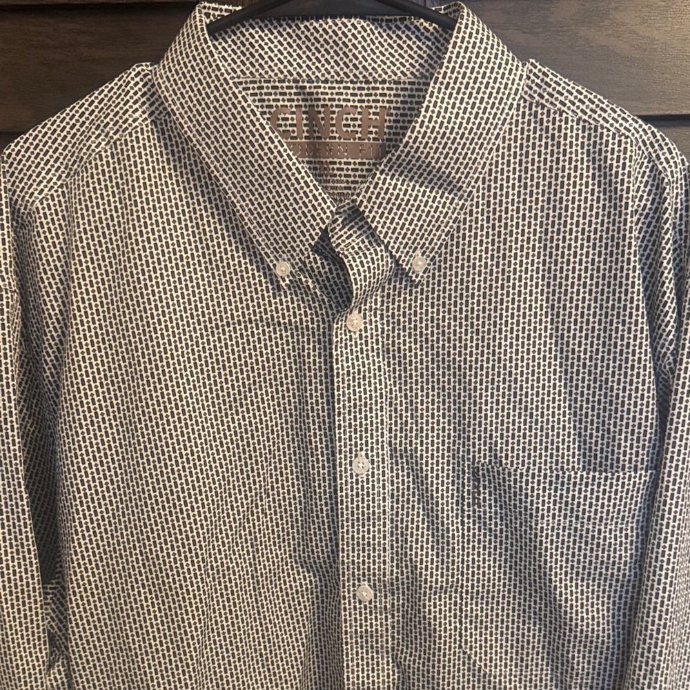 Cinch White and Black Patterned Shirt